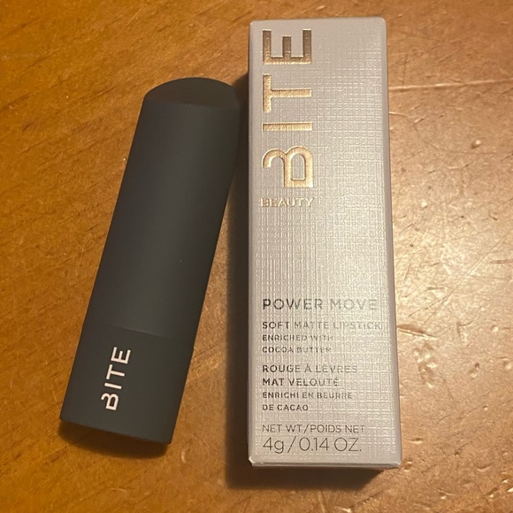 Bite Beauty Power Move Soft Matte Lipstick Harissa - Picture 6 of 16